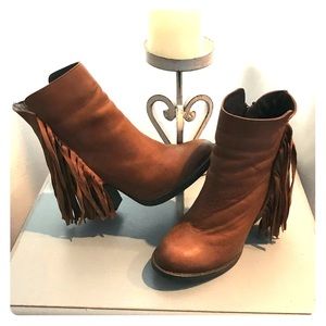Steve Madden Woodstock Leather Fringe Booties